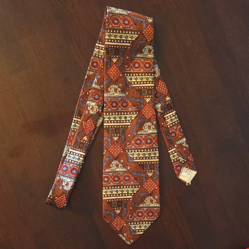 Vintage 1960s Kelly Silk/Wool Paisley WIDE LONG Tie 4" x 57"